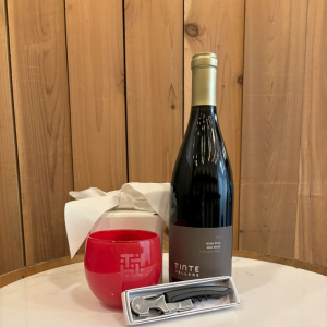 Red Wine Gift Set